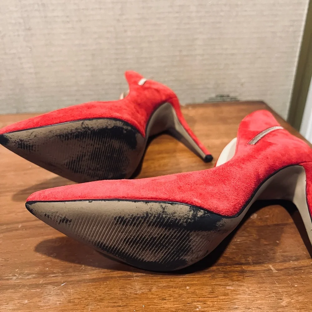 Beautiful shoes!! Comfortable and so adorable!! - Picture 5 of 7